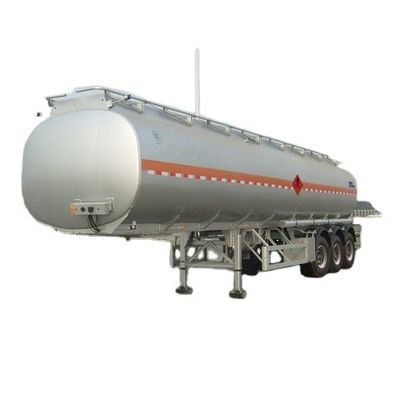 WS Shandong Customize 55cbm Fuel Truck Trailer em África com carga máxima de 60 toneladas