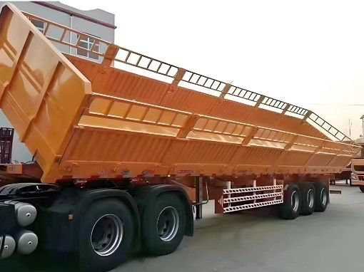 Cadeia de transporte de mercadorias a granel de três eixos