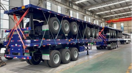 Semi-remolque de cama plana de 40 a 60 toneladas com 3 eixos personalizáveis para transporte de contentores