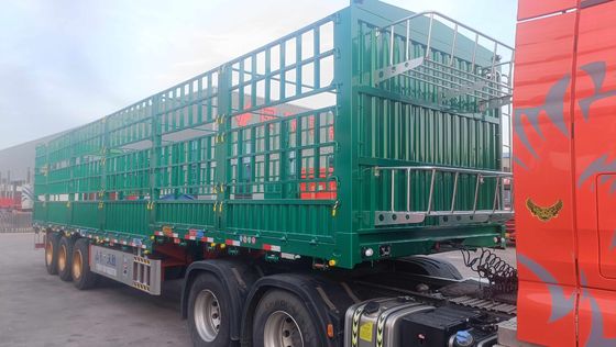 Semi-reboque de estacas de aço para transporte de gado e vegetais