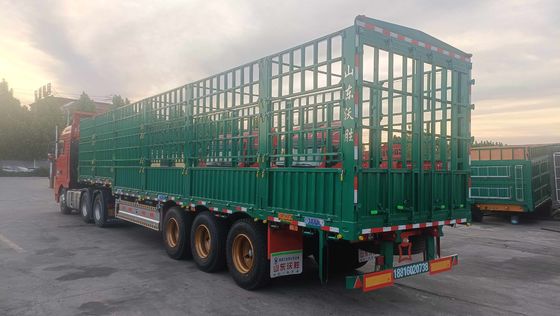 Semi-reboque de estacas de aço para transporte de gado e vegetais