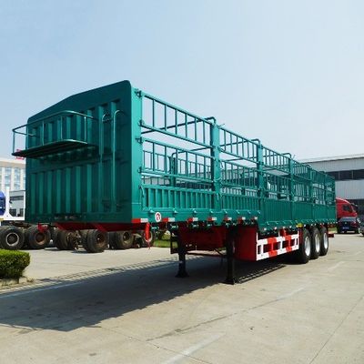 Semi-reboque de três eixos para transporte flexível e pesado de animais