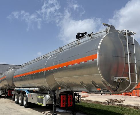 Reboque de caminhão de capacidade 45000 litros Tanque de combustível Semi-reboque com suspensão mecânica