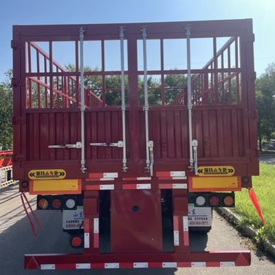 Reboque de transporte de gado 40FT 3 eixos Reboque de vedação de armazém para o mercado africano