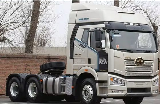 Usado Direção esquerda 6x4 Cabeça de caminhão 350-450HP Trator caminhão com capacidade de 31-40 T
