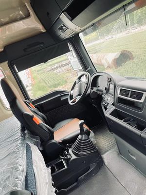 Sitrak G7W 4x2 6x4 Euro6 Diesel Tractor Truck com suspensão pneumática e transmissão manual