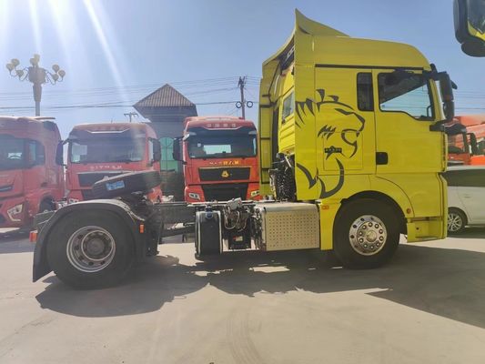 4X2 6X4 Caminhões-retratores Sinotruk Sitract usados com transmissão manual ou automática