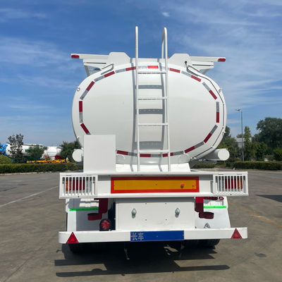 Exportação de 3 semi-reboques de tanques de combustível de óleo com eixo com carga útil máxima de 60000 kg e aro 9.0-22.5