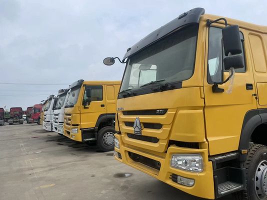 10 Número de pneu Sinotruk HOWO Sitrak usado 4*2 6*4 Trator pesado Caminhão cabeça de tractor