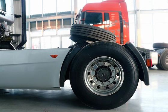 570hp Sinotruk Huanghe X7 4X2 Euro 6 Suspensão aerodinâmica Transmissão automática