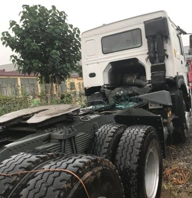 Sinotruk Sitrak C9H 4x2 usado Cabeça de tractor Torque máximo Nm 2500Nm 7396*2496*2958